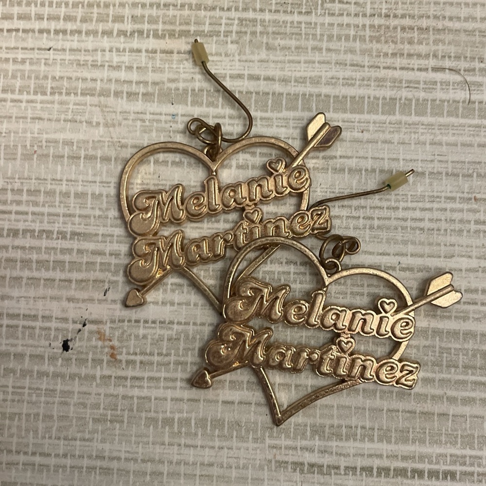 Hot Topic Gold Heart Earrings with Festive Engravings